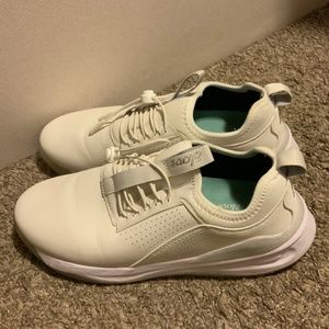 Clove Women’s Healthcare Shoes Size 8.5